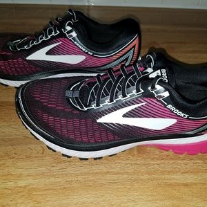 Brooks Ghost 10 Size 11